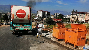 Onikişubat Belediyesi'nden Çöp Konteynerlerine Hijyen