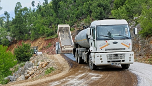 Andırın ve Pazarcık'ta Yol Yatırımları Sürüyor