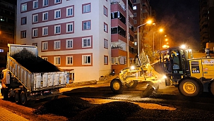 DULKADİROĞLU BELEDİYESİ'NDEN  GÜNEŞEVLER'DE ASFALT ÇALIŞMASI