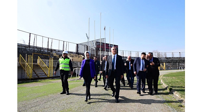 KAHRAMANMARAŞ YENİ STADINA KAVUŞUYOR