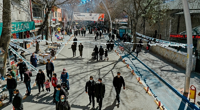 Elbistan'da Alışveriş Bayramı