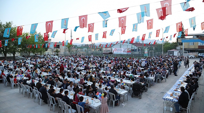 Onikişubat Belediyesi'nden 2 bin kişilik iftar sofrası