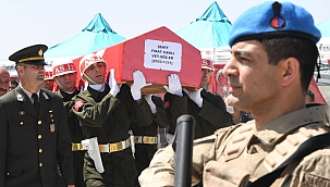 Şehidimiz Fırat Canlı'nın Naaşı Toprağa Verildi