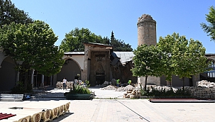 Başkan Güngör; "Ulu Cami Restore Edilerek İbadete Açılacak"