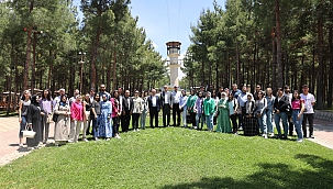 DEPREMZEDE ÖGRENCİLERE MORAL ETKİNLİGİ