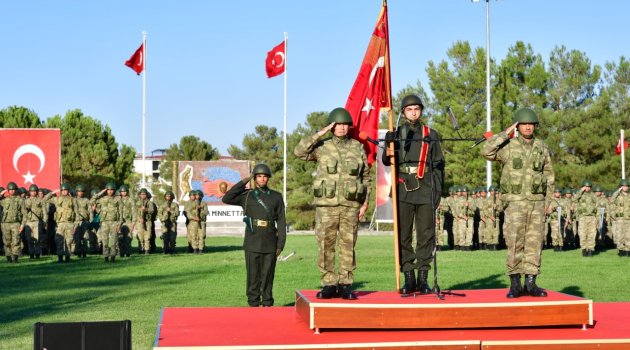 5. Zırhlı Tugay Komutanlığı'nda devir teslim töreni