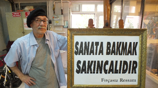 Fırçasız Ressam'dan Protesto: Sanata Bakmak Sakıncalıdır!