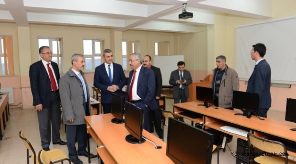 KSÜ Rektörü Prof.Dr.Durmuş DEVECİ, Afşin Meslek Yüksekokulu'nu Ziyaret Etti