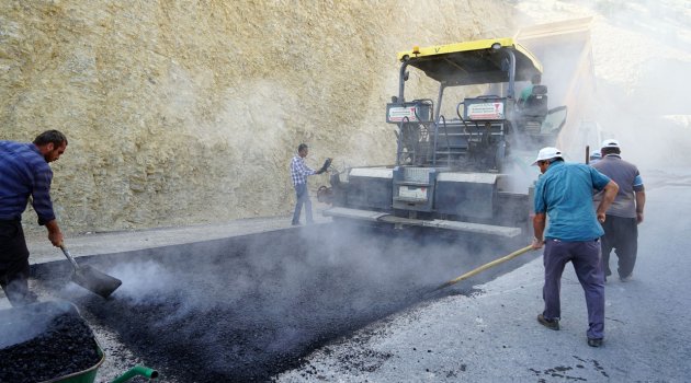 Yedikuyular Yolunda Asfalt Başladı